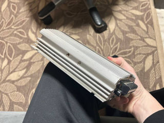 Usiliteli 300w foto 3