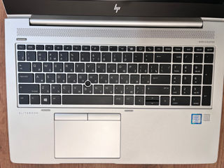 HP EliteBook 850 G5 / 15.6" FHD / i7-8650U vPro / RAM 16GB DDR4 / 256GB NVME SSD / Thunderbolt 3 foto 4