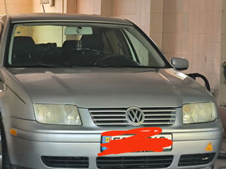 Volkswagen Jetta foto 1