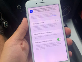 iPhone 8+ 64gb foto 1
