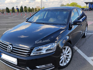 Volkswagen Passat foto 3