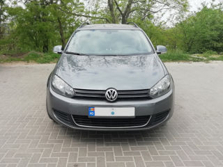 Volkswagen Golf foto 1