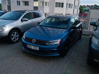 Volkswagen Jetta foto 2