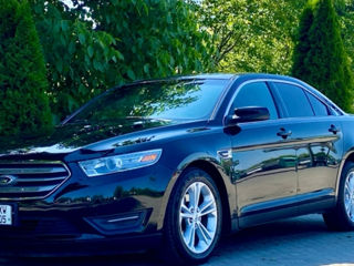 Ford Taurus