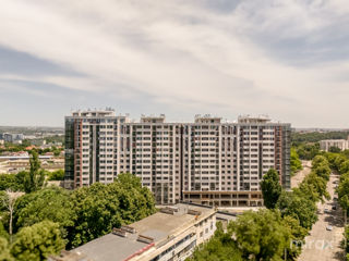 Apartament cu 2 camere, 74 m², Buiucani, Chișinău foto 4