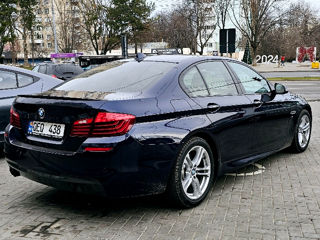 BMW 5 Series foto 4