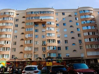 Apartament cu 5 camere sau mai multe, 203 m², Buiucani, Chișinău