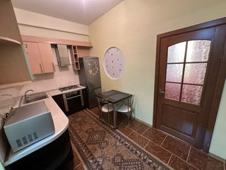 Apartament cu 2 camere, 65 m², Botanica, Chișinău foto 4