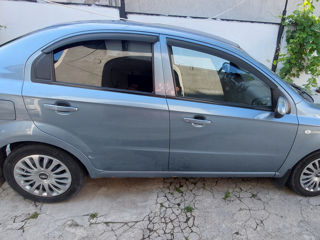 Chevrolet Aveo foto 4