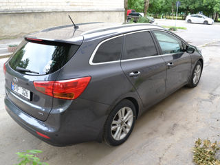 KIA Ceed Sw foto 3