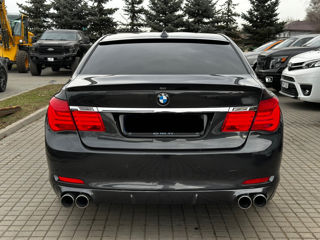 BMW 7 Series foto 5