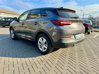 Opel Grandland X foto 2