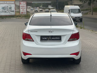Hyundai Solaris фото 4
