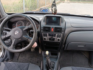 Nissan Almera foto 6