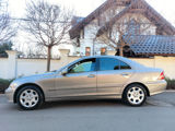 Mercedes C-Class foto 6