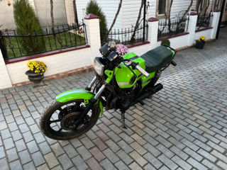 Kawasaki 750 foto 3