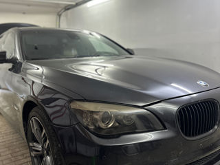 BMW 7 Series foto 3