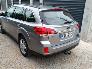 Subaru Outback foto 5