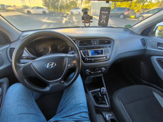 Hyundai i20 foto 2