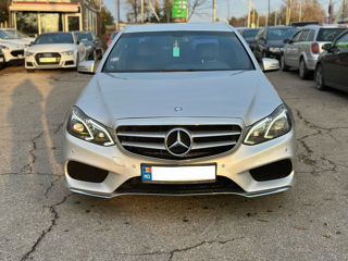 Mercedes E-Class foto 2