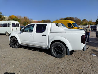 Nissan Navara foto 2