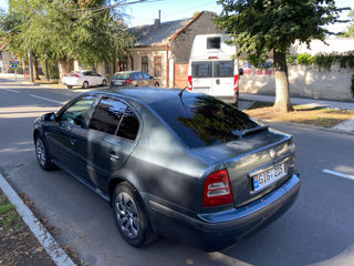 Skoda Octavia foto 4