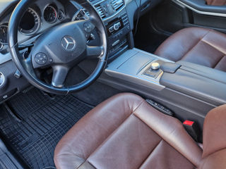 Mercedes E-Class foto 5