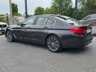 BMW 5 Series foto 9