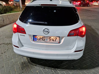 Opel Astra foto 3