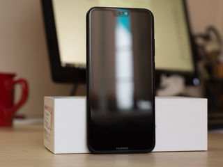 Смартфон Huawei P20 Lite 4GB/64Gb dual sim foto 3