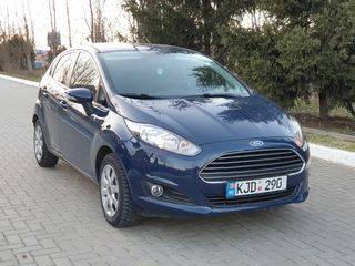 Ford Fiesta foto 1