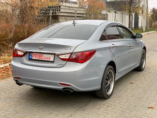 Hyundai Sonata foto 6