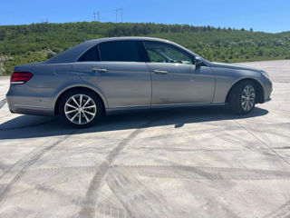 Mercedes E-Class foto 2