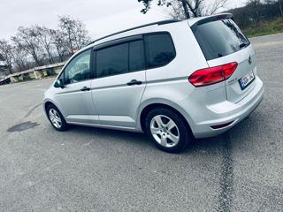 Volkswagen Touran foto 6