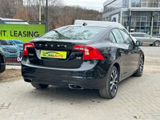 Volvo S60 foto 5