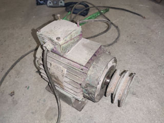 Motor electric