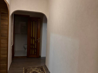 Apartament cu 3 camere, 75 m², Centru, Bălți foto 2