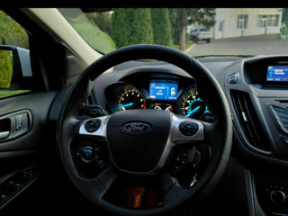 Ford Escape foto 6