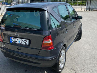 Mercedes A-Class foto 6