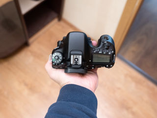 Canon 70D Body (4300 cadre) foto 2