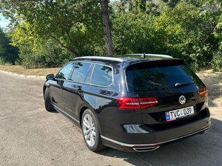 Volkswagen Passat foto 4