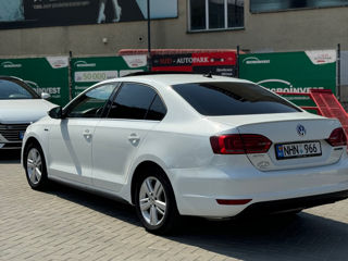 Volkswagen Jetta foto 6