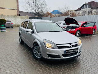 Opel Astra foto 2