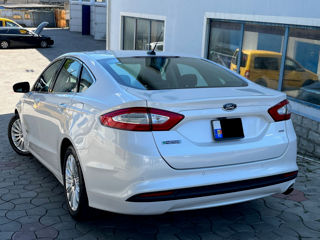 Ford Fusion фото 5