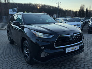 Toyota Highlander foto 2