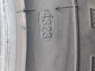 Резина  235/65 r17 фото 4