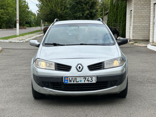 Renault Megane foto 2