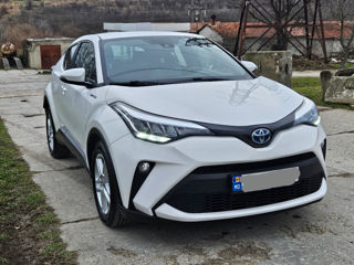 Toyota C-HR foto 3