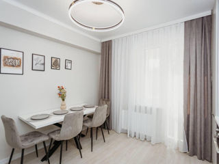 Apartament cu 2 camere, 64 m², Poșta Veche, Chișinău foto 3