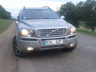 Volvo XC90 foto 1